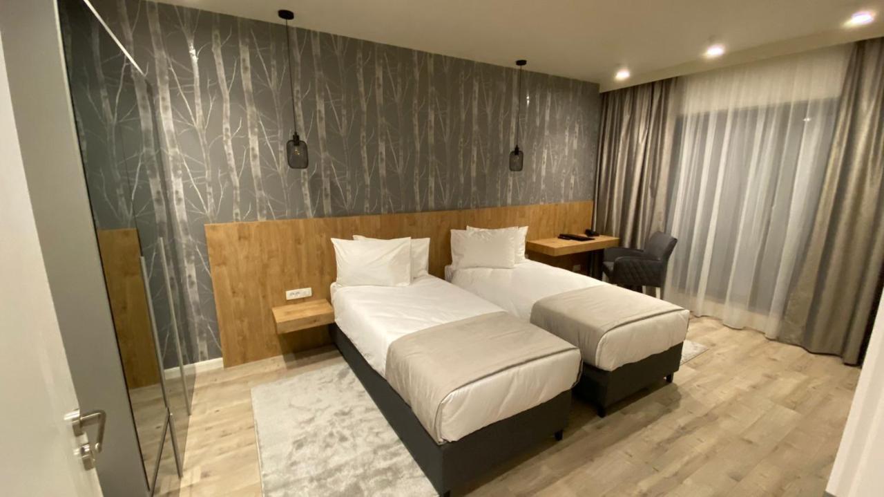 Aparthotel Nox Cluj-Napoca Esterno foto