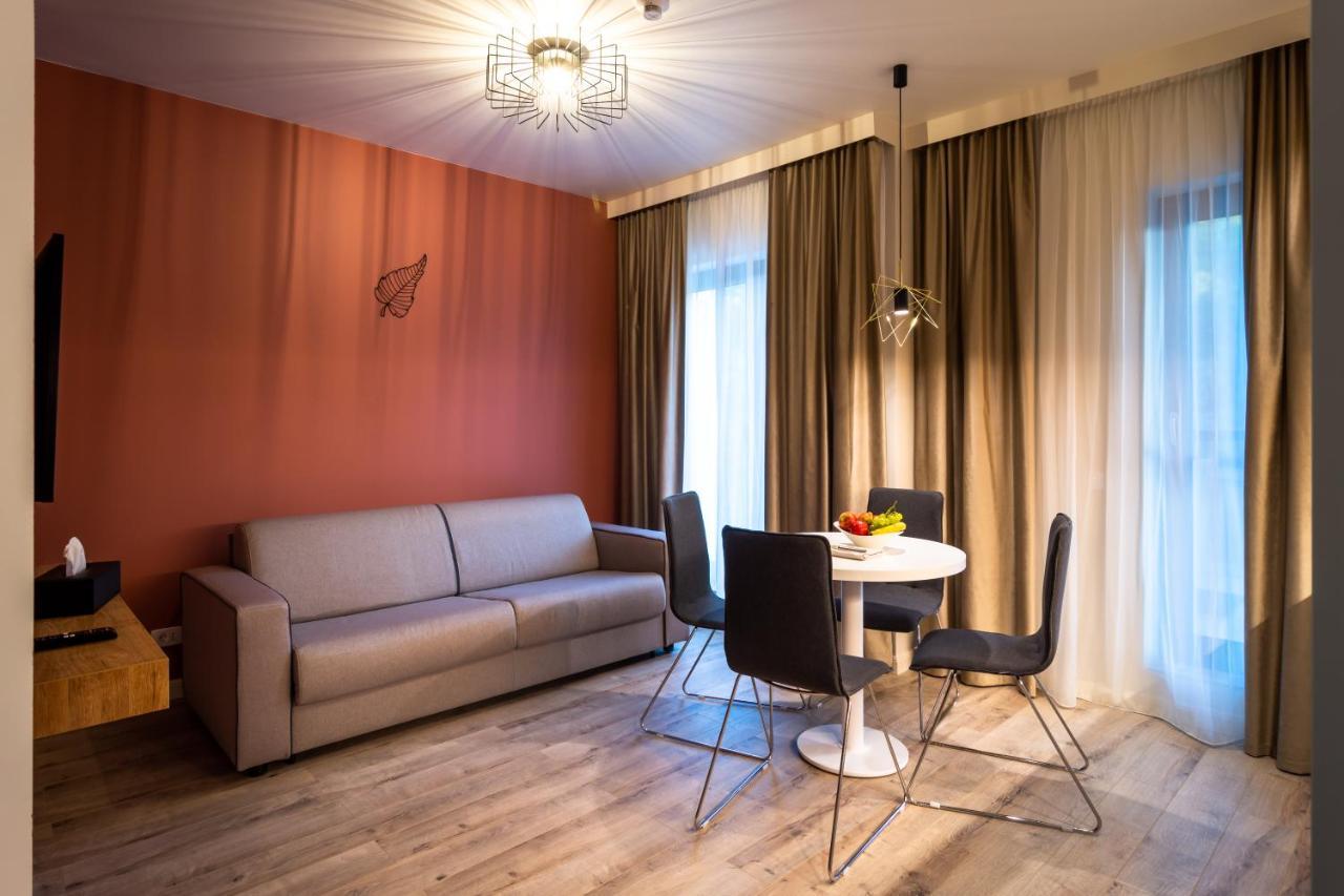 Aparthotel Nox Cluj-Napoca Esterno foto