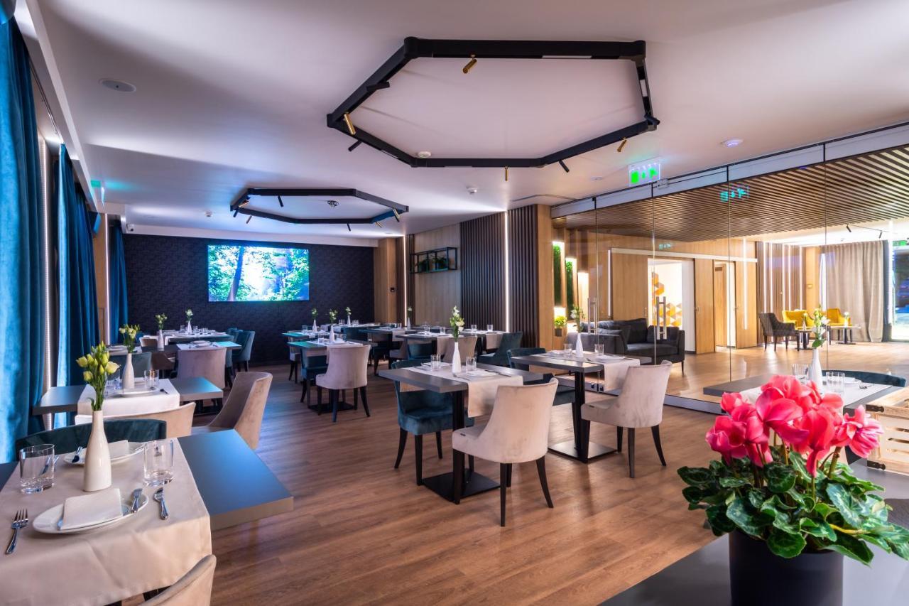 Aparthotel Nox Cluj-Napoca Esterno foto
