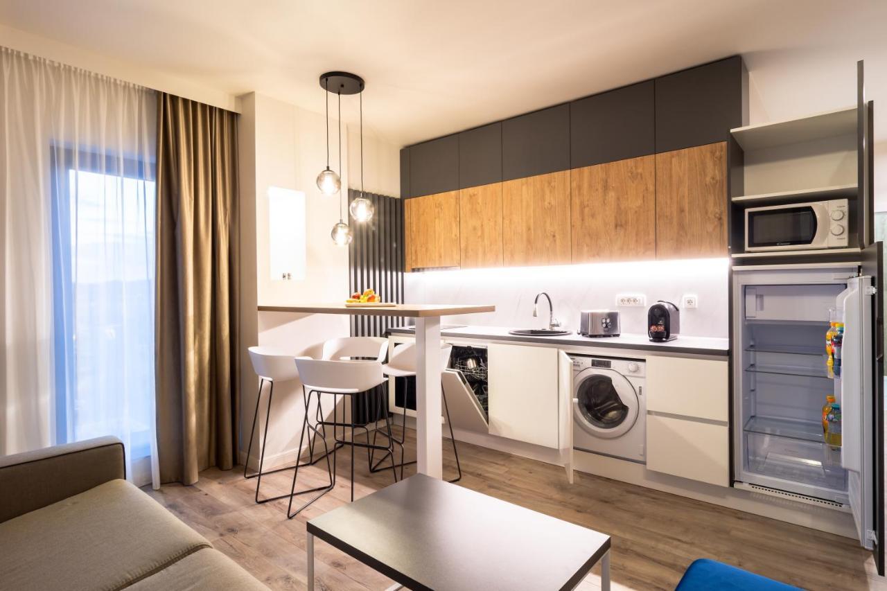 Aparthotel Nox Cluj-Napoca Esterno foto