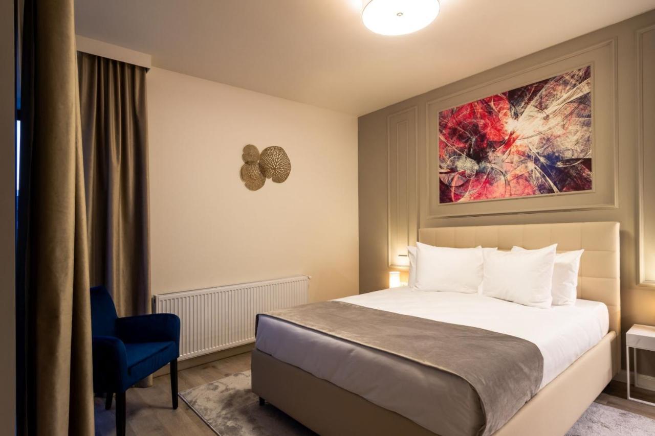 Aparthotel Nox Cluj-Napoca Esterno foto