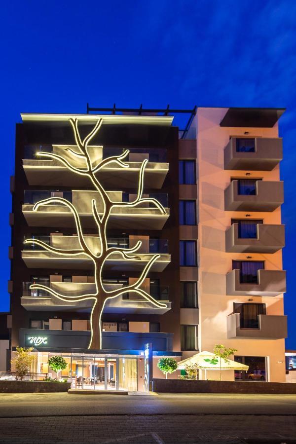 Aparthotel Nox Cluj-Napoca Esterno foto