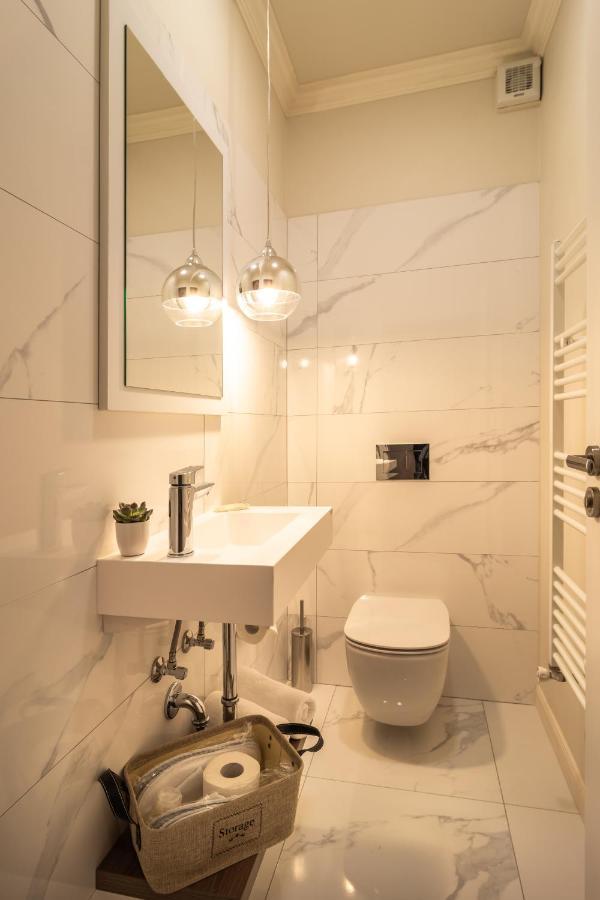 Aparthotel Nox Cluj-Napoca Esterno foto