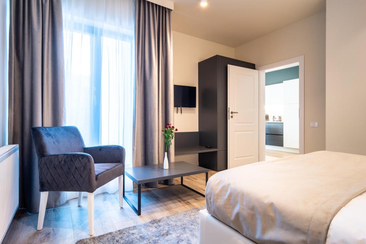 Aparthotel Nox Cluj-Napoca Esterno foto