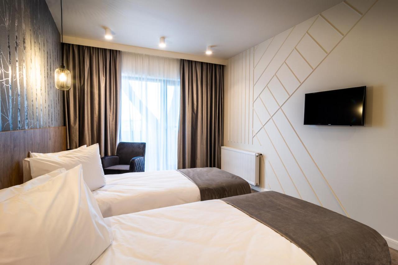 Aparthotel Nox Cluj-Napoca Esterno foto