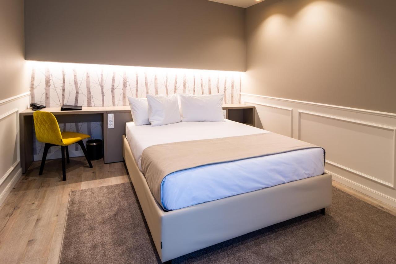 Aparthotel Nox Cluj-Napoca Esterno foto